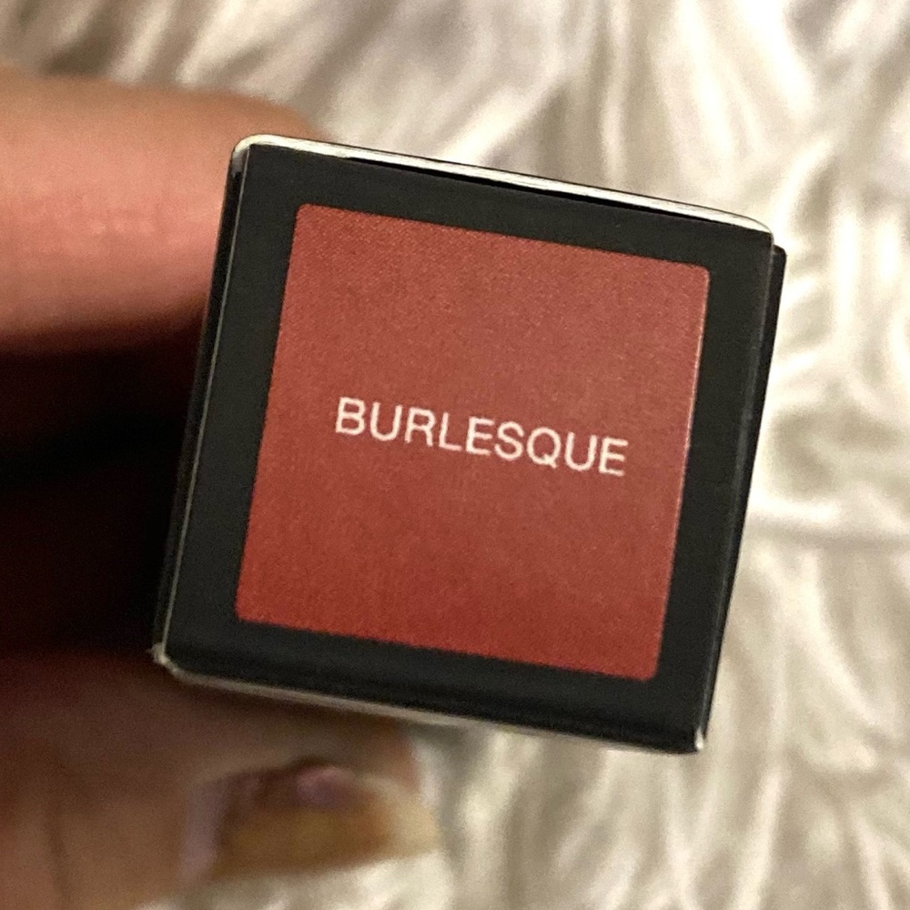 NARS - Liquid Lipstick - Picture 5 of 9